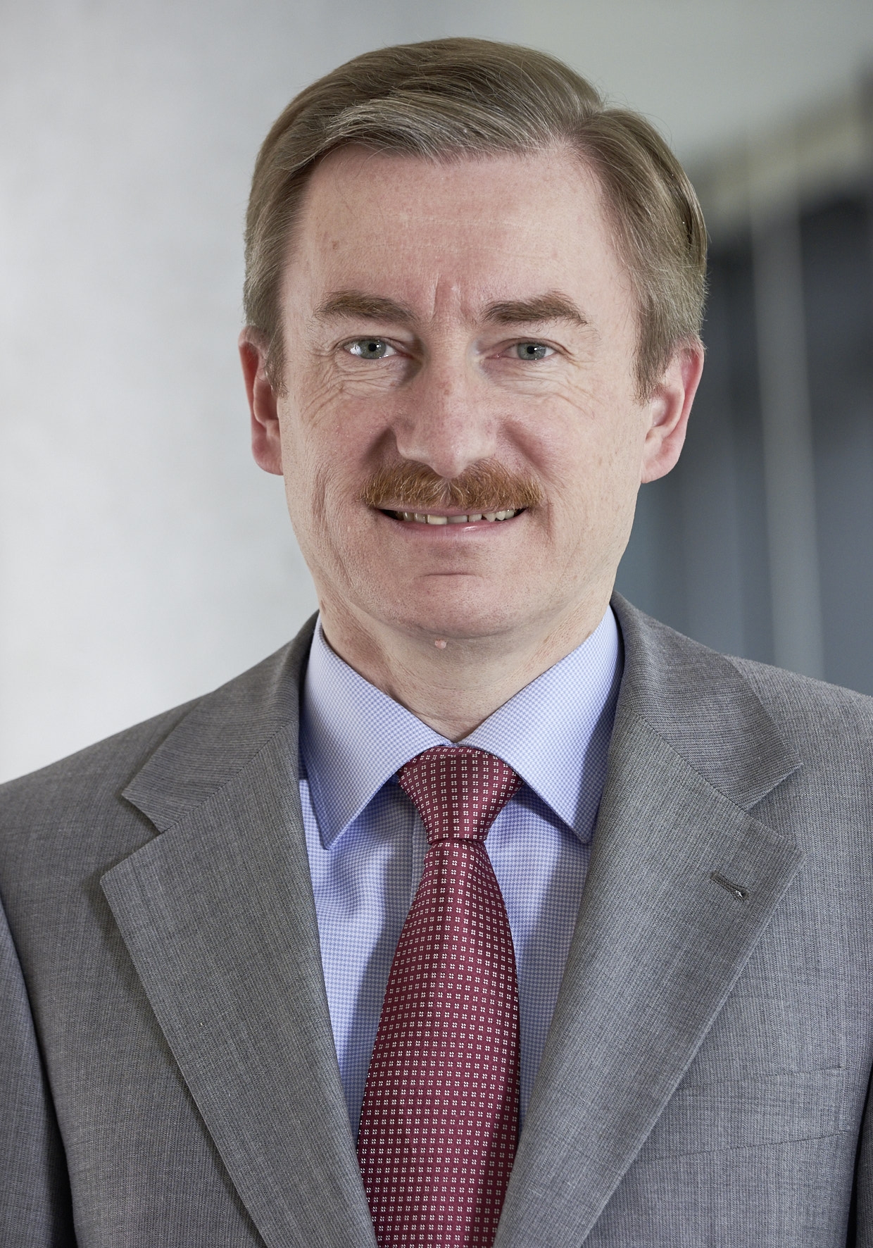 Prof. Dr. Claus Schnabel