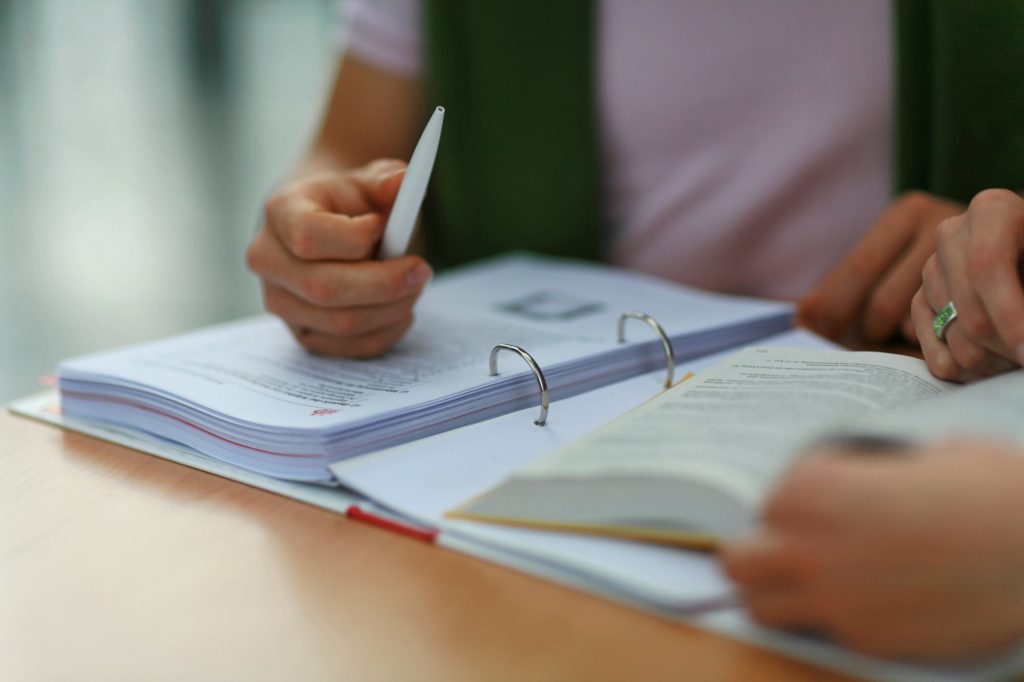 Hinweise zu wissenschaftlichen Arbeiten