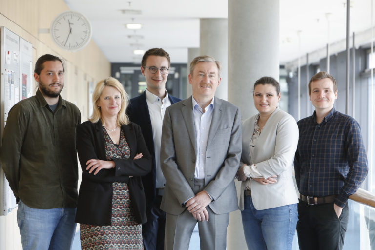 Beitragsbild für Staff