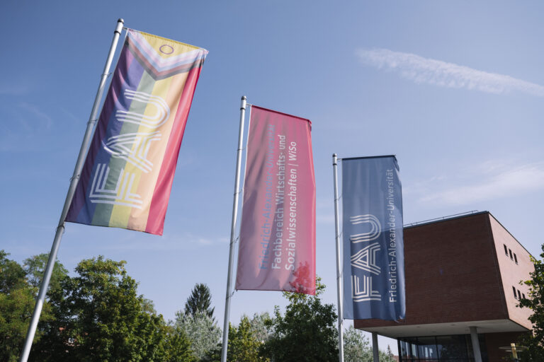 Beitragsbild für English Version